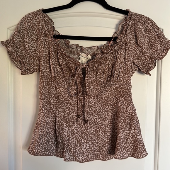 Top - Picture 1 of 5